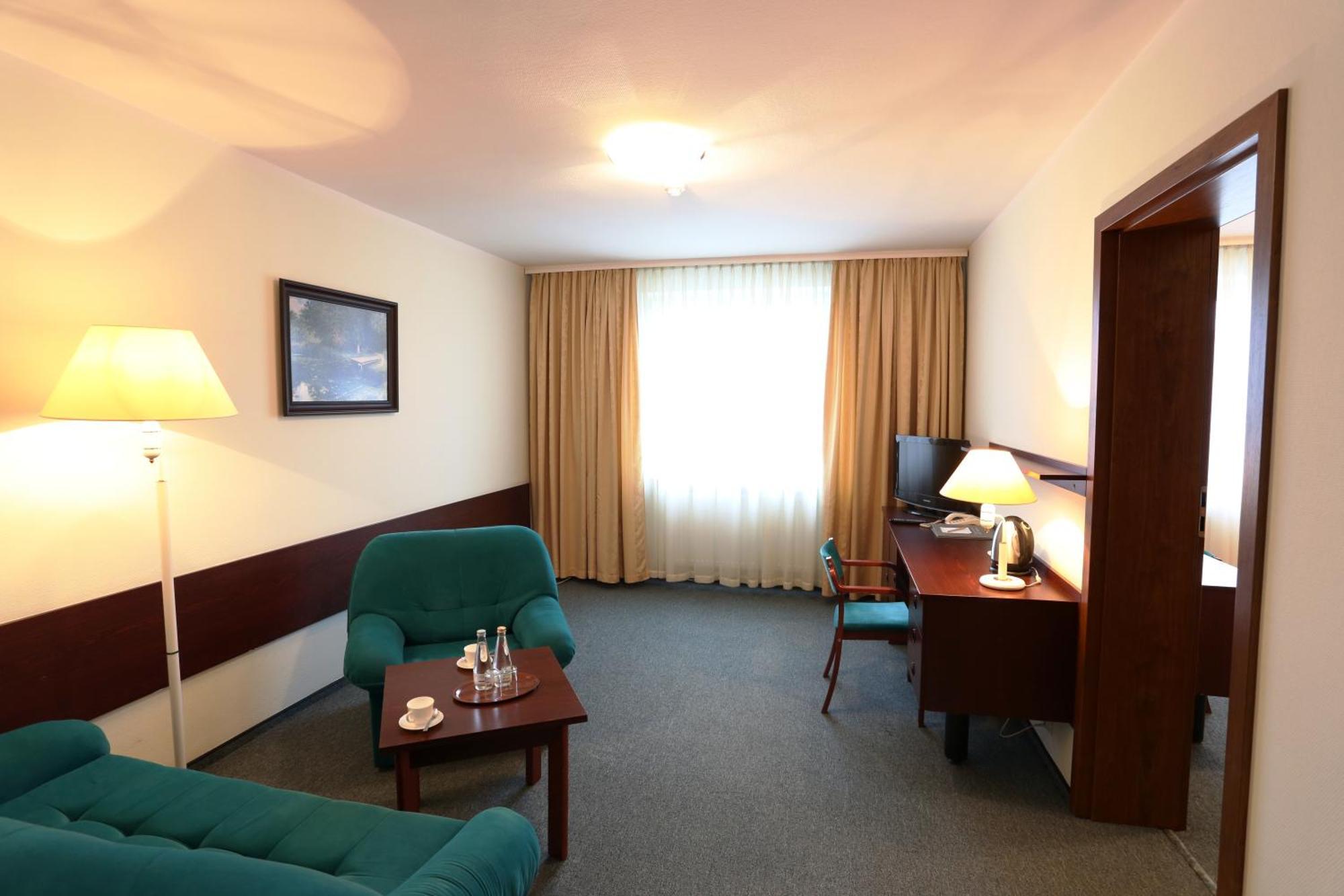 Ior Hotel